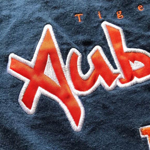 🔥🐅 Vintage Auburn Tigers Stitched Emblem Tee - Picture 6 of 8